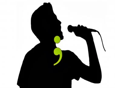 Έλληνας τραγουδιστής αποκαλύπτει: «Για περίπου δύο χρόνια είχαμε κρυφή τη σχέση μας» (βίντεο)